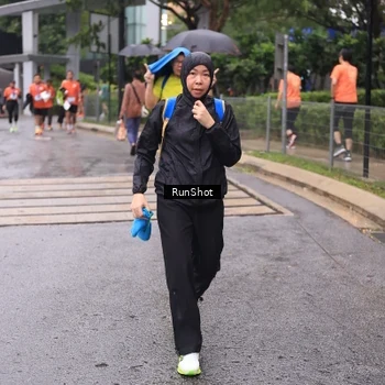Runner Photo 7932572