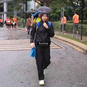 Runner Photo 7932573