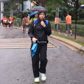 Runner Photo 7932574