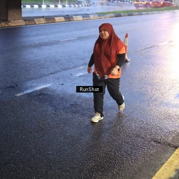 Runner Photo 7932575