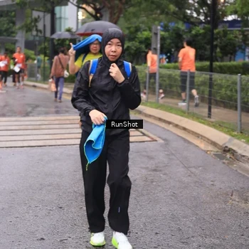 Runner Photo 7932576