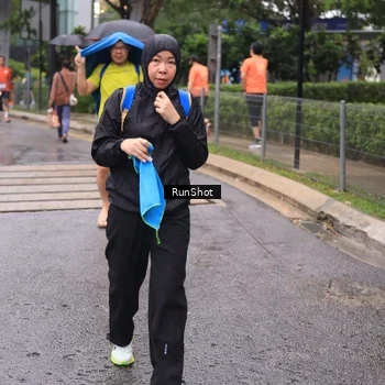 Runner Photo 7932577