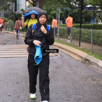 Runner Photo 7932578