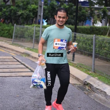 Runner Photo 7932616
