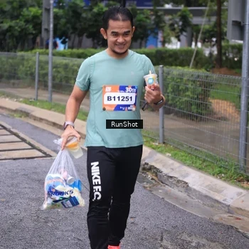 Runner Photo 7932620