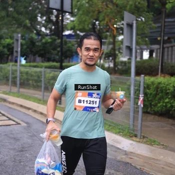 Runner Photo 7932626