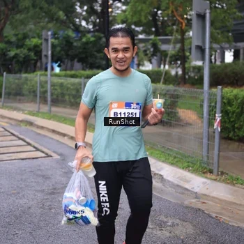 Runner Photo 7932627