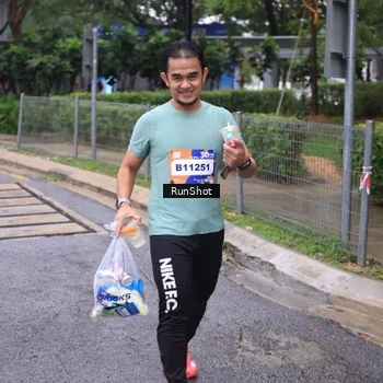 Runner Photo 7932633
