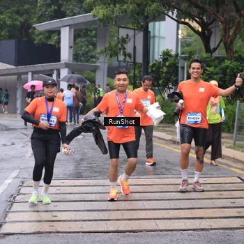 Runner Photo 7932637
