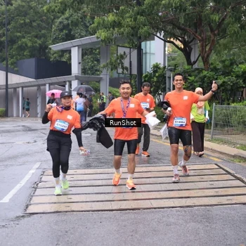 Runner Photo 7932642