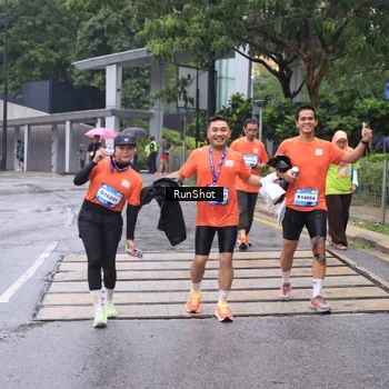 Runner Photo 7932649