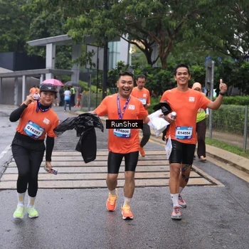 Runner Photo 7932660
