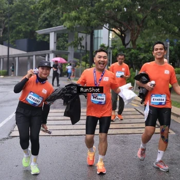 Runner Photo 7932666
