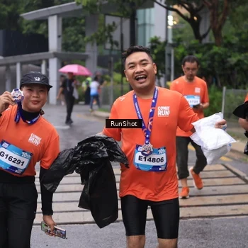 Runner Photo 7932667