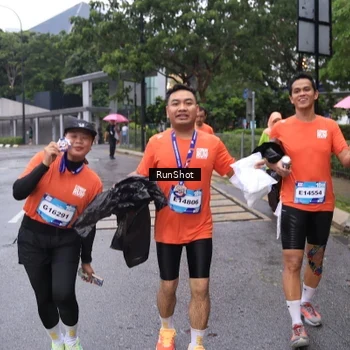 Runner Photo 7932678
