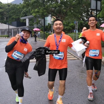 Runner Photo 7932680