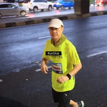 Runner Photo 7932685