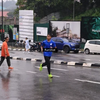 Runner Photo 7932700