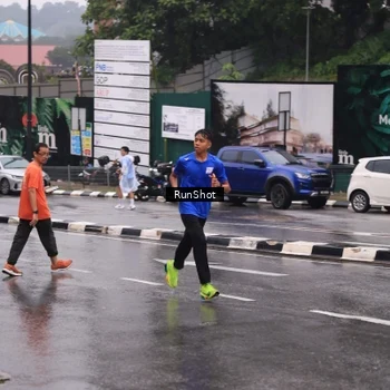 Runner Photo 7932702