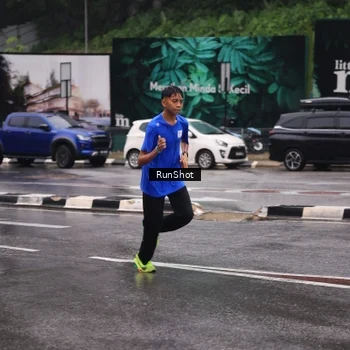 Runner Photo 7932711