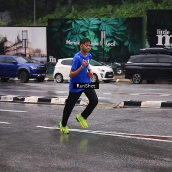 Runner Photo 7932713