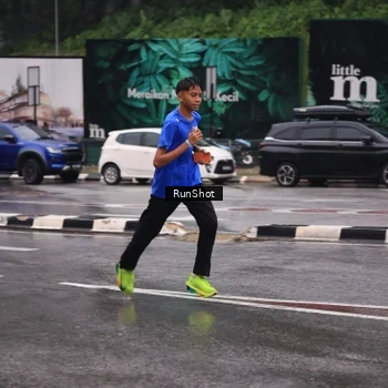 Runner Photo 7932715