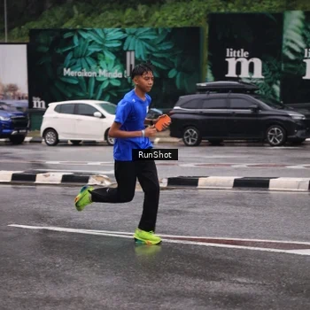 Runner Photo 7932716