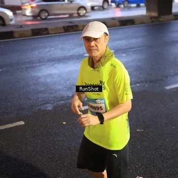 Runner Photo 7932717