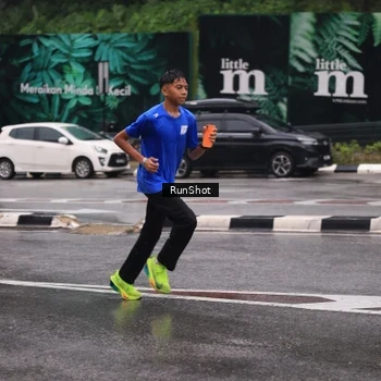 Runner Photo 7932720