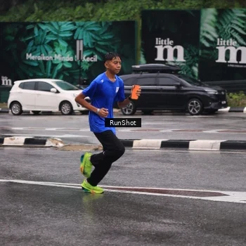 Runner Photo 7932721