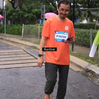 Runner Photo 7932724