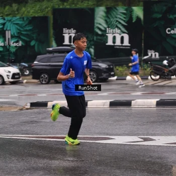 Runner Photo 7932725