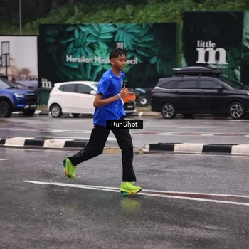 Runner Photo 7932728