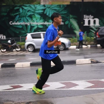 Runner Photo 7932740