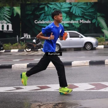 Runner Photo 7932748