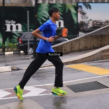 Runner Photo 7932749