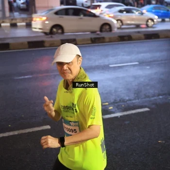 Runner Photo 7932762