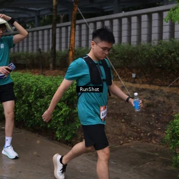 Runner Photo 7932764