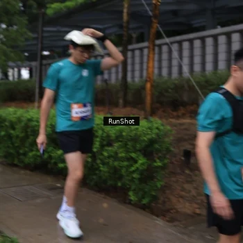 Runner Photo 7932765