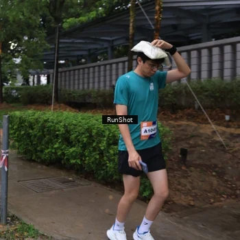 Runner Photo 7932769