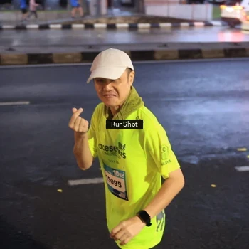 Runner Photo 7932771