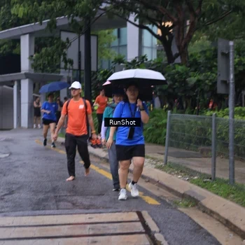 Runner Photo 7932798
