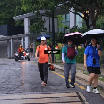 Runner Photo 7932810