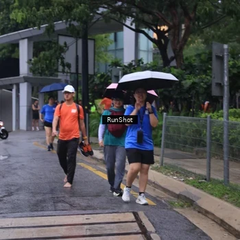 Runner Photo 7932817