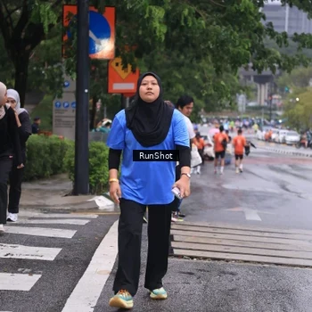 Runner Photo 7932820