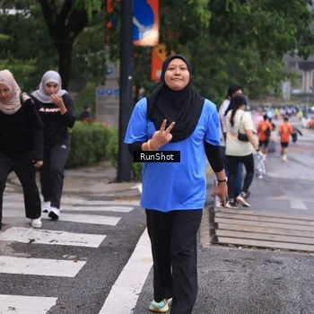 Runner Photo 7932825