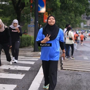 Runner Photo 7932826