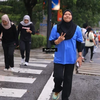 Runner Photo 7932828