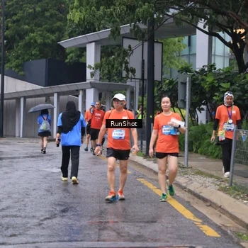 Runner Photo 7932848