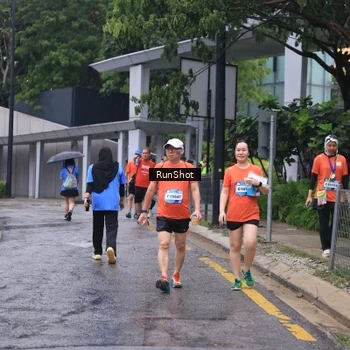 Runner Photo 7932849